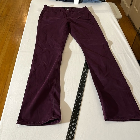 JEN 7 by 7 for all mankind size 4 jeans wine/ maroon  highwaist straight leg - Picture 1 of 14